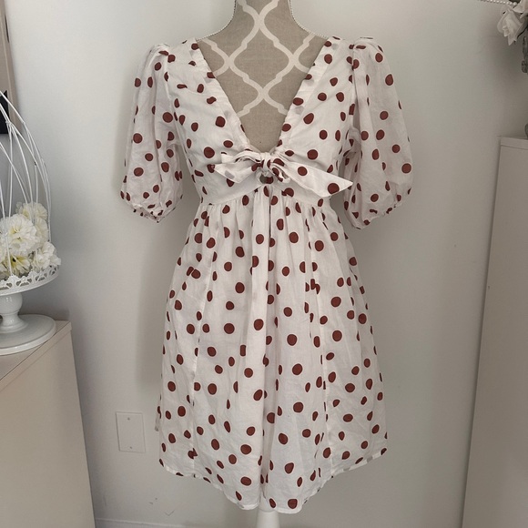 Cutest brand new condition Abercrombie dress - Picture 1 of 13